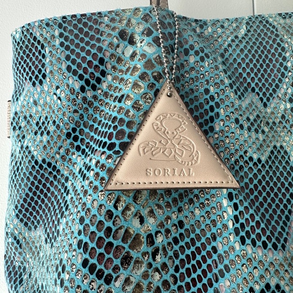 Sorial New York Blue Snake Tote Bag - Picture 2 of 10